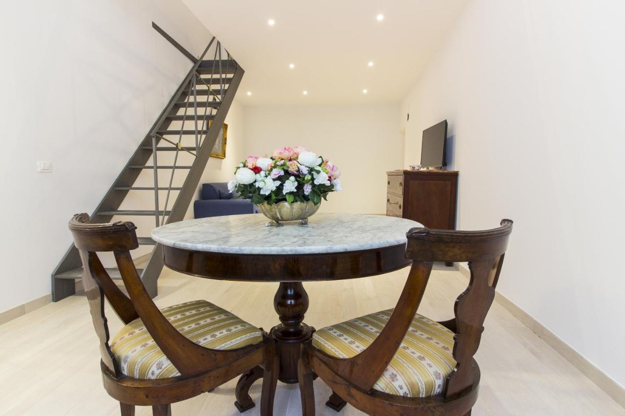 Palazzo D'Auria Aparthotel Napoli Eksteriør bilde