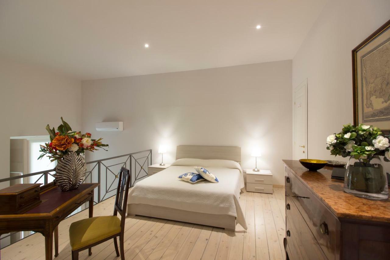 Palazzo D'Auria Aparthotel Napoli Eksteriør bilde